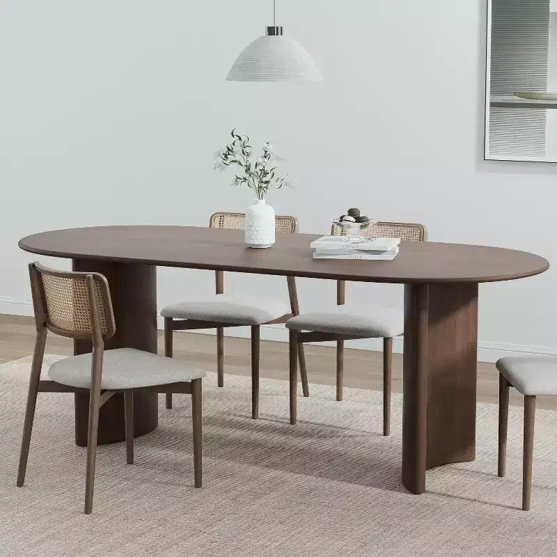 Table de salle à manger ovale 67" en bois de style ferme pour 4 à 6 personnes avec plateau à bords arqués et base incurvée pour salon/salle à manger en noyer