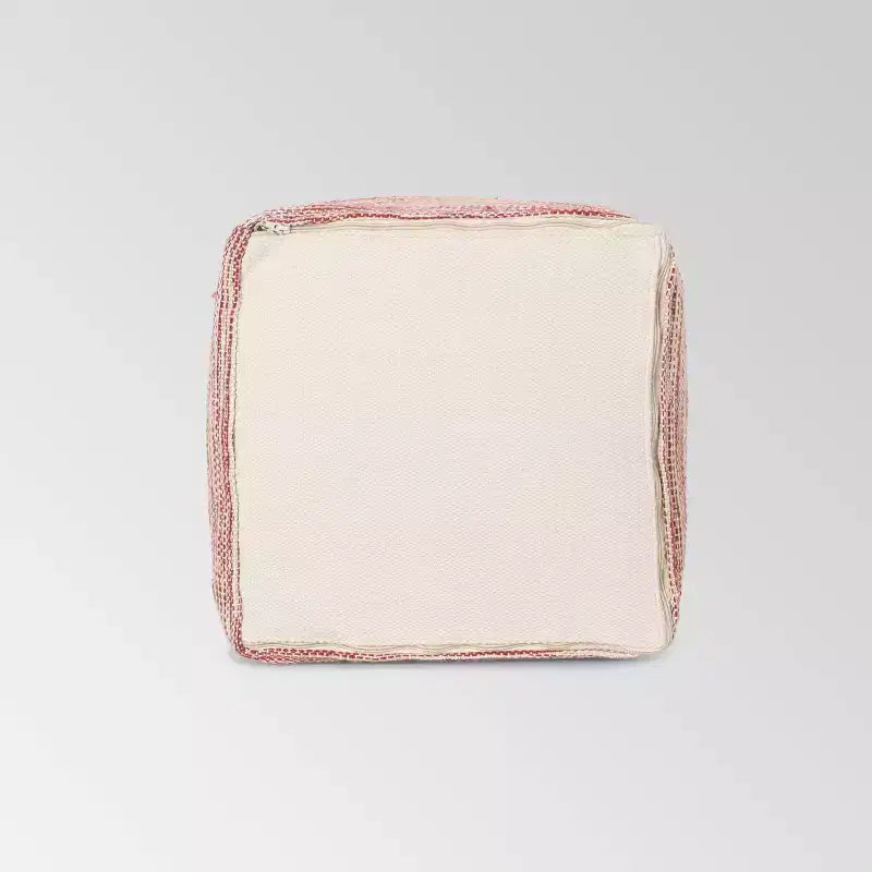 Pouf en laine rouge : Carré rembourré, Nettoyage des taches, Aucun assemblage requis