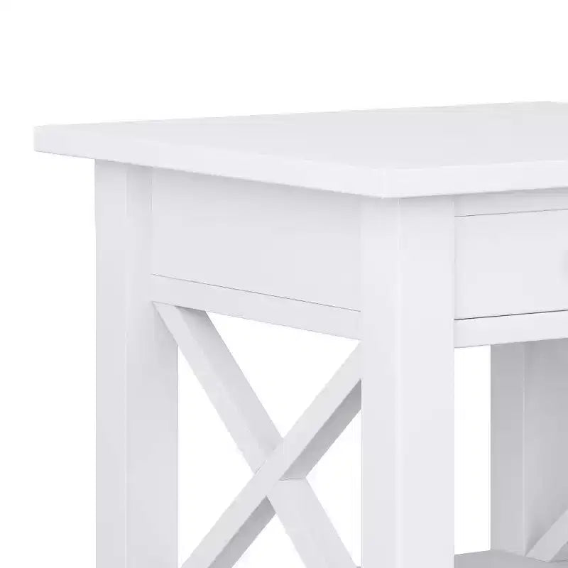 Table d'appoint carrée de 53 cm en pin