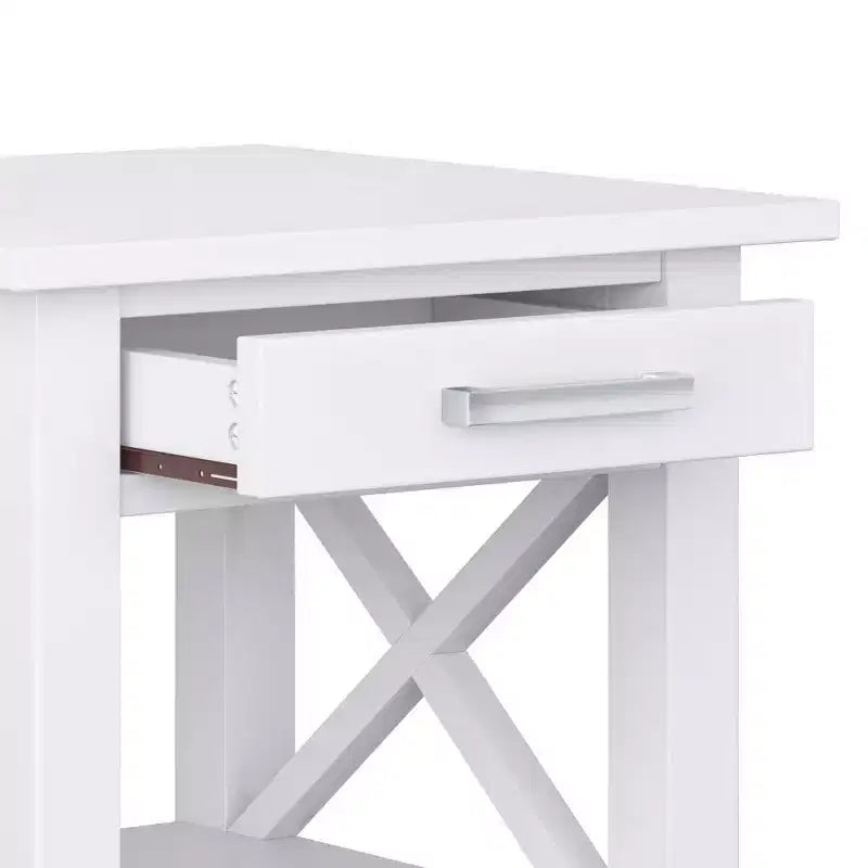 Table d'appoint carrée de 53 cm en pin