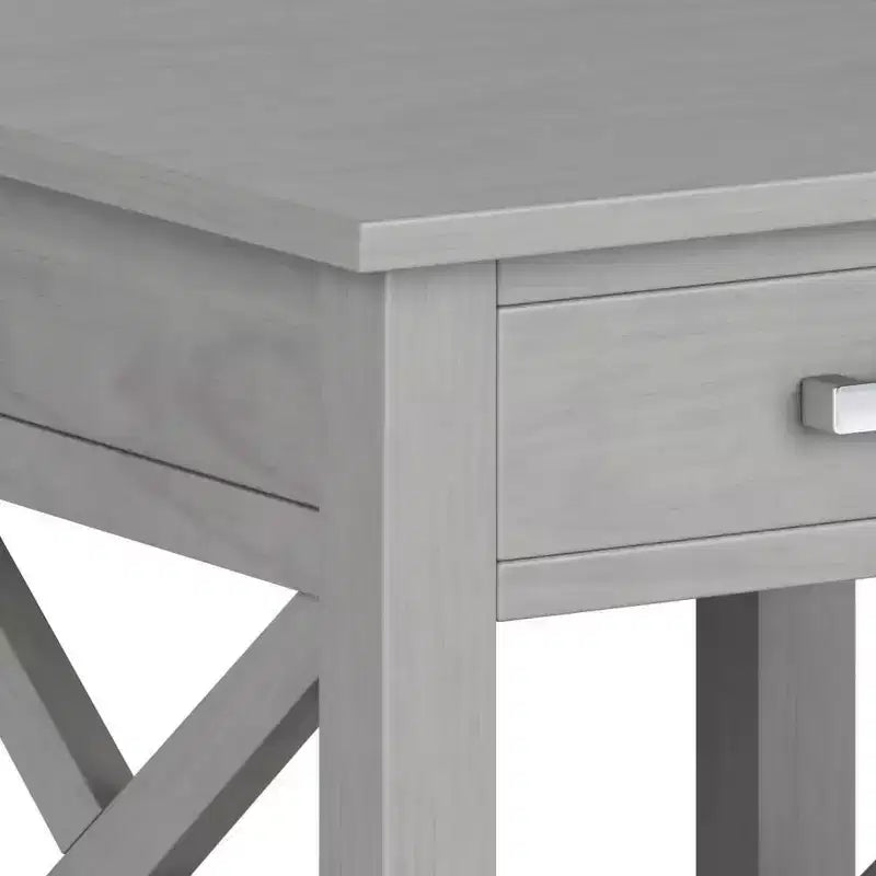 Table d'appoint carrée de 53 cm en pin